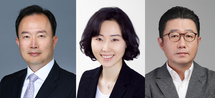 왼쪽부터 조정 SBS 보도본부장, 박성완 한경아르떼TV 대표, 이승헌 동아일보 편집국장. (사진=연세언론인회 제공, 연합뉴스)