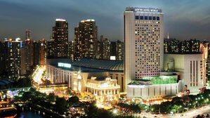 롯데호텔월드서 페인트칠하던 하청노동자 추락해 숨져