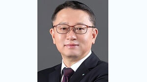 우리은행장 후보에 정진완 부행장&hellip;"내부통제 전면 혁신하겠다"