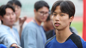 '무릎 부상' 엄지성 7주 만에 복귀 눈앞…"주말 경기 출전 가능"