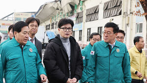 폭설 피해현장 간 한동훈 "재해대책 예비비 삭감은 행패"