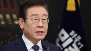 민주, 오전 의총서 윤 대통령 탄핵안 논의&hellip;추경호 내란죄 고발도 검토