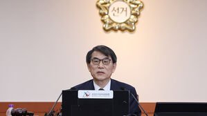 중앙선관위 "계엄군 점거, 명백한 위헌&middot;위법&hellip;법적 조치 촉구"