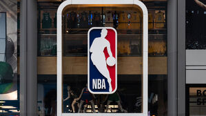 '히로 3점포 7개' NBA 마이애미, 3연승 질주
