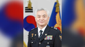 '위헌&middot;위법'&hellip;충남경찰청장, 내부망서 '비상계엄' 공개 비판