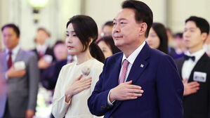 윤 대통령 내외 딥페이크 영상 유튜브서 차단&middot;채널 정지