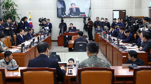 국방위, 내일 '비상계엄' 현안 질의&hellip;계엄 관여 군 출석 요구