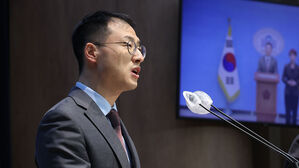 국민의힘 김상욱 "당에 남을 것"&hellip;지도부 "여기서 정치할 필요 있나"