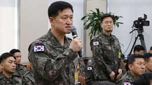 이경민 국군방첩사령부 참모장(사령관 직무대행)이 10일 오전 국회 국방위원회 전체회의에 출석해 계엄 당시 병력 투입 경위 등에 대한 질의에 답하고 있다. (사진=연합뉴스)