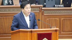 발언하는 남재욱 창원시의원(사진=연합뉴스)