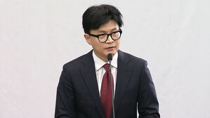 한동훈, '탄핵 찬성' 당론 의원들에게 제안&hellip;이 시각 국회