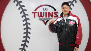 LG, 오른손 불펜 김강률과 3+1년 최대 14억 원에 FA 계약
