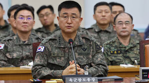 검찰, '계엄사령관' 박안수 육군참모총장 피의자로 소환