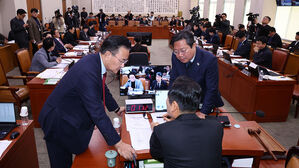 여 "이재명 재판 지연" 야 "윤 대통령 빨리 체포해야"&hellip;법사위 공방