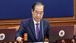 정부, 오늘 국무회의에 '쌍특검법' 상정 않기로&hellip;야 요구 불응