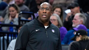 ESPN "NBA 새크라멘토, 브라운 감독 경질"