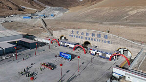 중국 톈산산맥 관통 '22㎞ 터널' 완공&hellip;소요시간 3시간→20분 단축