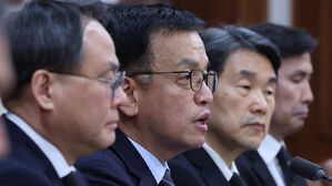 최상목 권한대행, 헌법재판관 3명 중 2명 임명&hellip;야당 추천 1명 보류