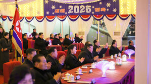 북한, 신년 경축공연 진행 (사진=조선중앙통신, 연합뉴스)