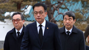 최상목 권한대행 현충원 참배 (사진=연합뉴스)