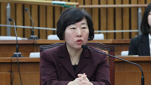 정계선 헌법재판관 취임&hellip;"헌재의 사명 어느 때보다 무거워"