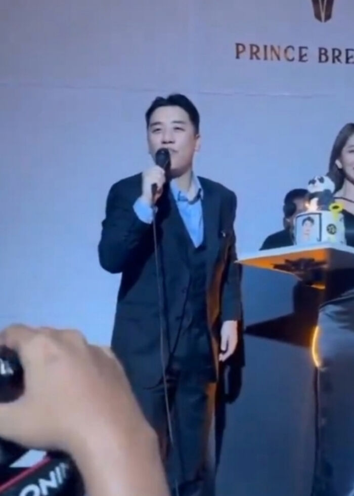 SEUNGRI