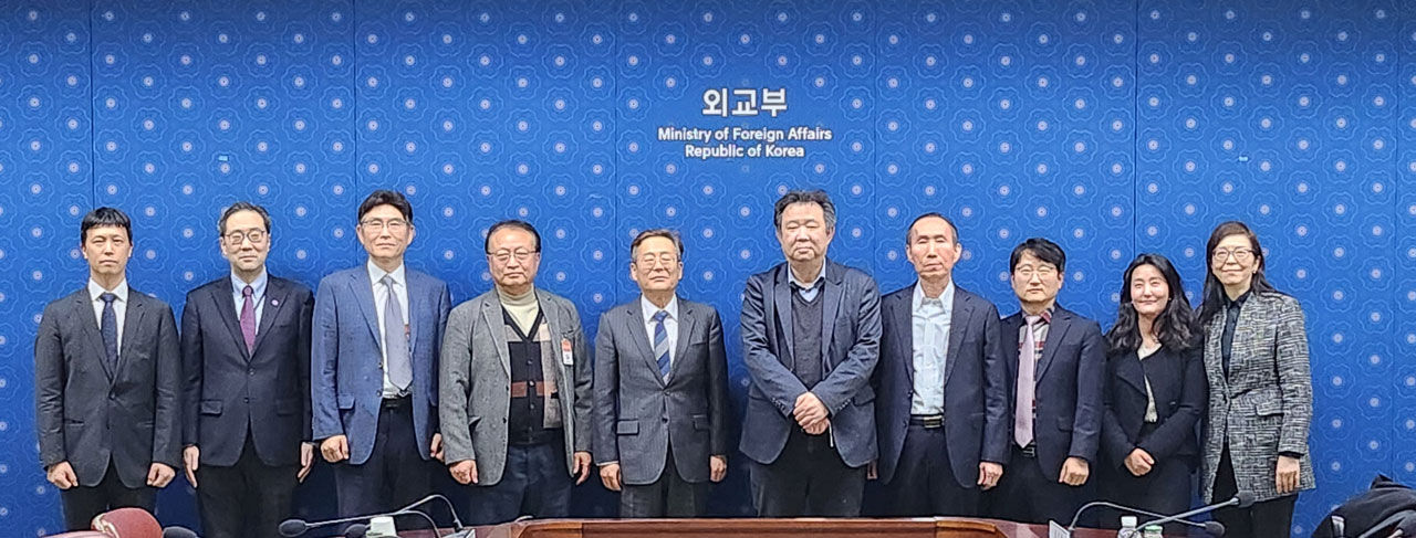 2025년 북한정세 전망 라운드테이블 (사진=외교부 제공, 연합뉴스)