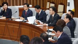 국민의힘 "탄핵사유 내란죄 철회, 이재명 조기 대선 직행 위한 꼼수"