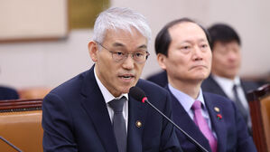 12월 17일 국회에서 열린 법사위 현안질의 참석한 법원행정처장(사진=연합뉴스)