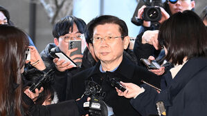 경찰 출석하는 박종준 경호처장