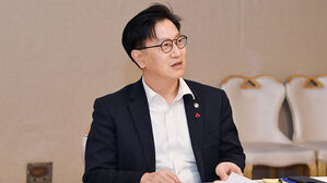 김범석 기획재정부 차관이 8일 서울 종로구 정부서울청사에서 열린 '제11차 부동산 시장 및 공급상황 점검 전담반 회의'에서 모두발언을 하고 있다 (사진=기획재정부 제공, 연합뉴스)