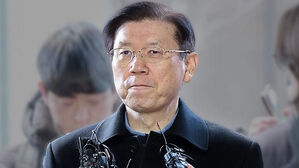 박종준 경호처장 출석&hellip;"어떤 경우에도 유혈사태 안 돼"