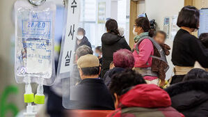 독감&middot;코로나19 등 호흡기 질환 동시 유행&hellip;"백신 접종해야"