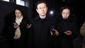 박종준 전 경호처장, 경찰 조사 후 귀가&hellip; 차장은 불응