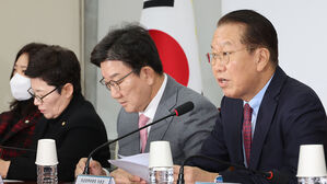 권영세 "민주당, 전체주의적 카톡 계엄령&hellip;대책 강구할 것"