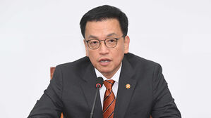 최상목, 경찰&middot;경호처에 지시&hellip;"충돌 시 씻을 수 없는 상처"