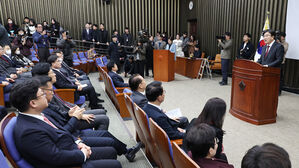 비상의총에서 발언하는 권성동 원내대표(사진=연합뉴스)