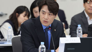 민주 "국민의힘도 과거 가짜뉴스 신고센터 운영&hellip;내로남불 정당"