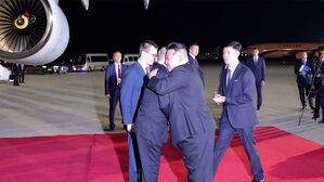 푸틴과 포옹하는 김정은 (사진=조선중앙TV 화면, 연합뉴스)