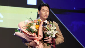 2024 KBO 타자 출루율상 받은 LG 홍창기(사진=연합뉴스)