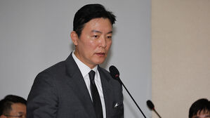 김성훈, 관저 압수수색 승인 요구에 "영부인도 경호 대상"