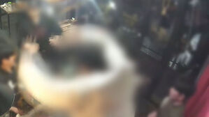 "술집이 시끄럽지 조용하냐?" 테이블 엎고 난동 부린 남성