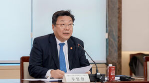 주형환 저출산&middot;고령사회위원회 부위원장(사진=저출산&middot;고령사회위원회 제공, 연합뉴스)