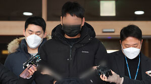 "신상공개 안돼"&hellip;234명 성 착취 조직 총책 '목사' 집행정지 신청