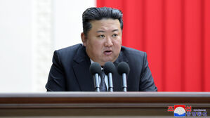 김정은 "핵태세 무한진화가 입장"&hellip;트럼프 '연락 의사'에 무호응