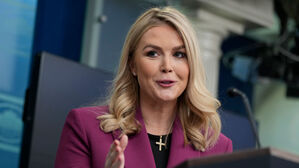 미 백악관 "트럼프&middot;시진핑 통화 일정 잡는 중&hellip;곧 이뤄질 것"