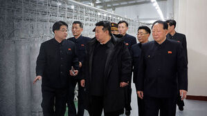 또 핵시설 간 김정은&hellip;트럼프 협상 앞두고 몸값 높이기?