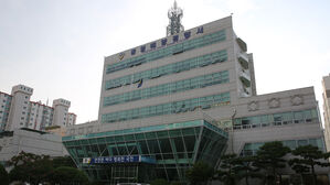 통영 해상서 7.9t 어선 화재&hellip;40분 만에 불길 잡혀