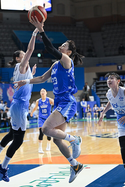 슛 던지는 김단비 (사진=WKBL 제공, 연합뉴스)