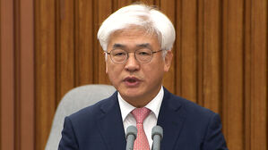 '마은혁 미임명' 선고 연기&hellip;10일 변론 재개